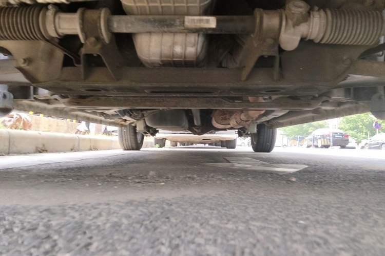Used Dongfeng Fengon 330 2018 1.5L Manual Practical II DK15 Chassis Front