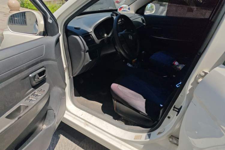 Used Dongfeng Fengon 330 2018 1.5L Manual Utility Version I DK15 Driver Seat