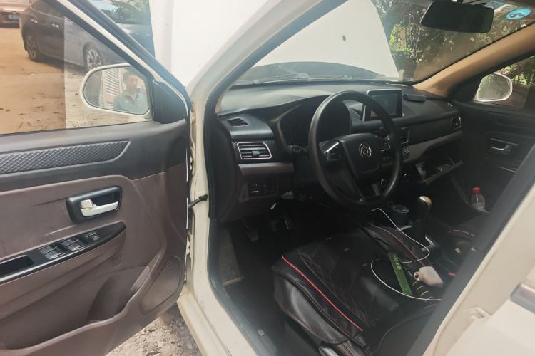 Used Dongfeng Fengon 330 2018 1.5L 330S Comfort Edition DK15 Driver Seat