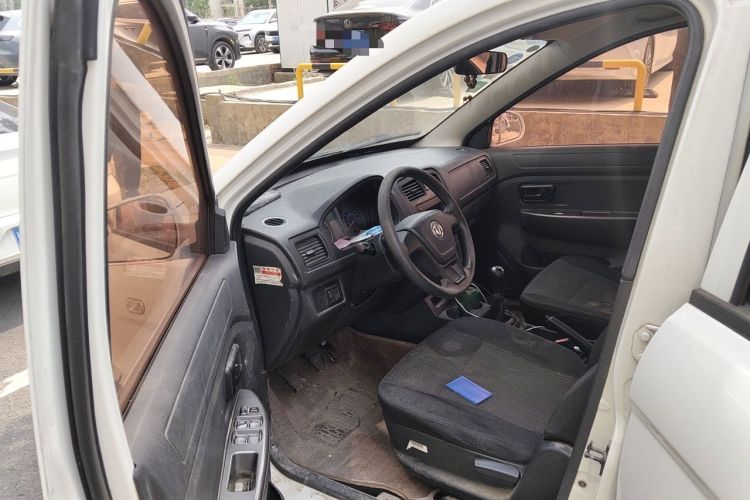 Used Dongfeng Fengon 330 2018 1.5L Manual Practical II DK15 Driver Seat