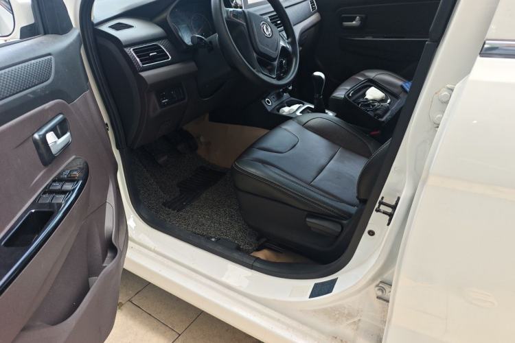 Used Dongfeng Fengon 330 2018 1.5L 330S Facelifted Comfort Version DK15 Driver Seat