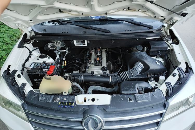 Used Dongfeng Fengon 330 2018 1.5L 330S Facelifted Premium Edition DK15 Engine Bay