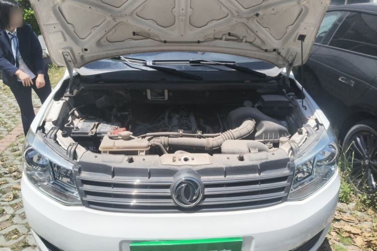 Used Dongfeng Fengon 330 2018 1.5L Manual Practical II DK15 Engine Bay