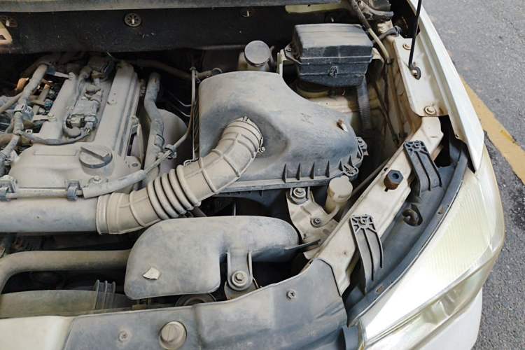 Used Dongfeng Fengon 330 2018 1.5L 330S Premium Edition DK15 Engine Bay Left