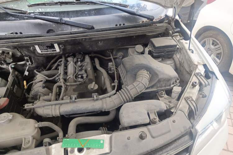 Used Dongfeng Fengon 330 2018 1.5L Manual Utility Version I DK15 Engine Bay Left