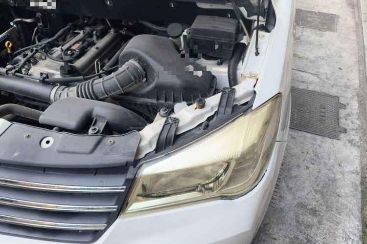 Used Dongfeng Fengon 330 2018 1.5L 330S Premium Edition China V DK15 Engine Bay Left