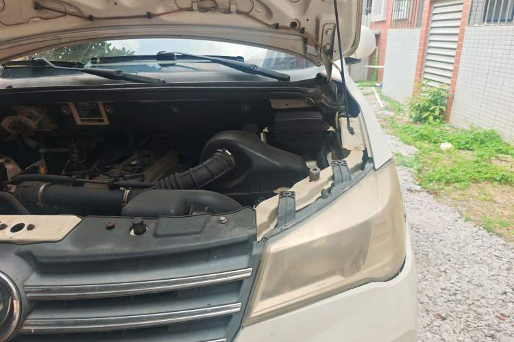 Used Dongfeng Fengon 330 2018 1.5L 330S Comfort Edition DK15 Engine Bay Left