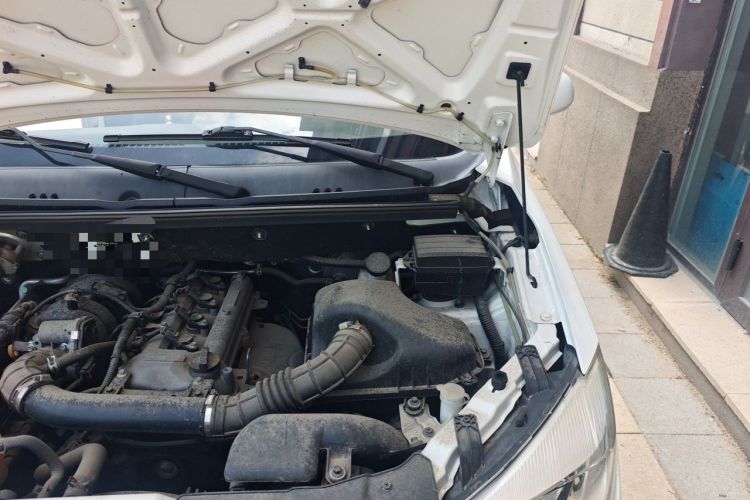 Used Dongfeng Fengon 330 2018 1.5L 330S Facelifted Comfort Version DK15 Engine Bay Left