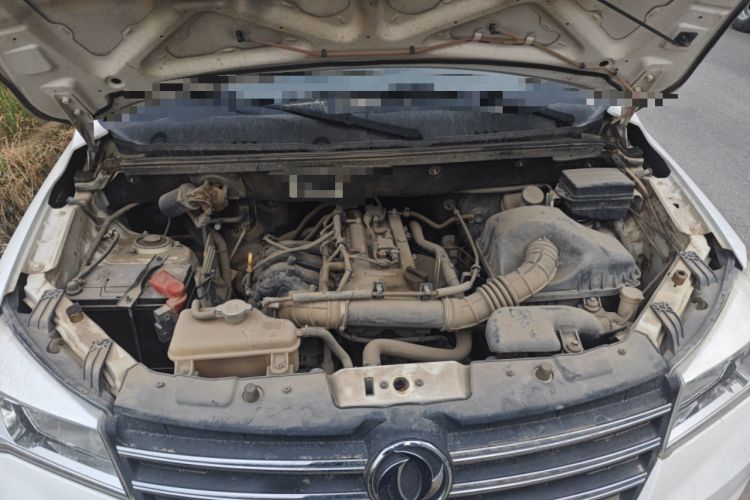 Used Dongfeng Fengon 330 2018 1.5L 330S Facelifted Premium Edition DK15 Engine Bay
