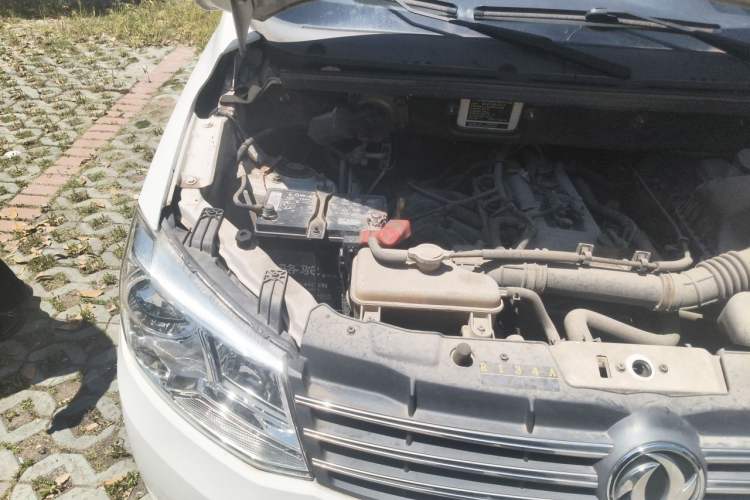 Used Dongfeng Fengon 330 2018 1.5L Manual Practical II DK15 Engine Bay Right