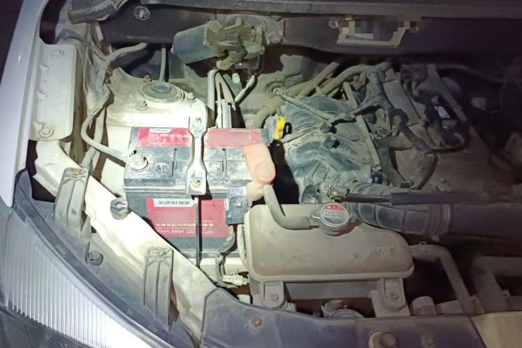 Used Dongfeng Fengon 330 2018 1.5L 330S Premium Edition DK15 Engine Bay Right