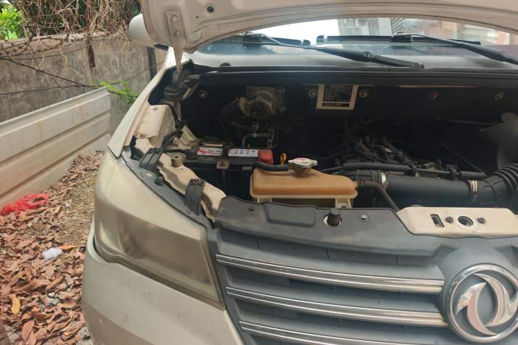 Used Dongfeng Fengon 330 2018 1.5L 330S Comfort Edition DK15 Engine Bay Right