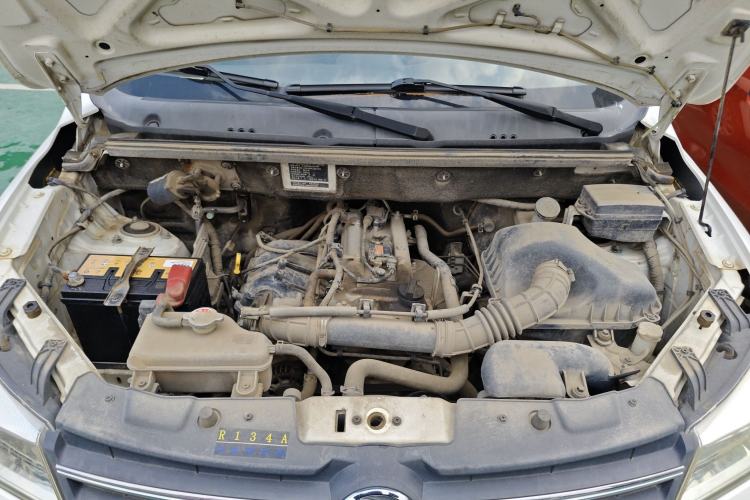 Used Dongfeng Fengon 330 2018 1.5L 330S Facelifted Comfort Version DK15 Engine Bay