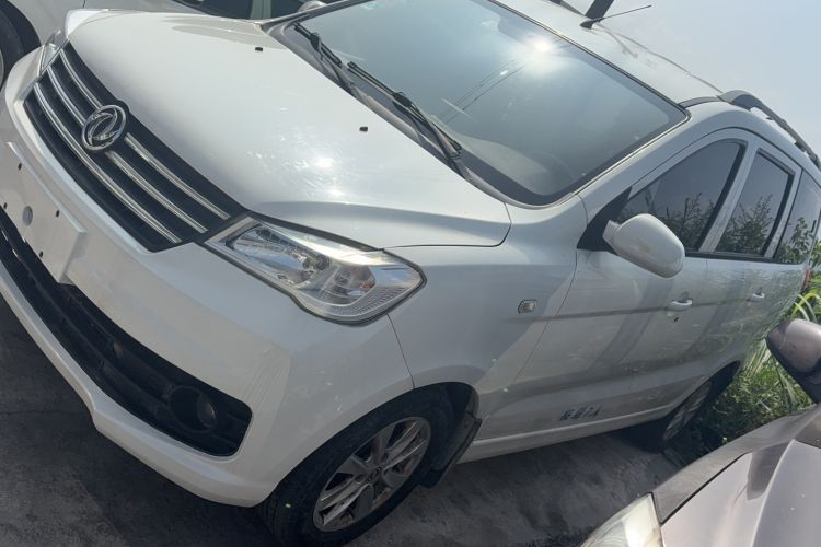 Used Dongfeng Fengon 330 2018 1.5L 330S Facelifted Premium Edition DK15 Exterior 5