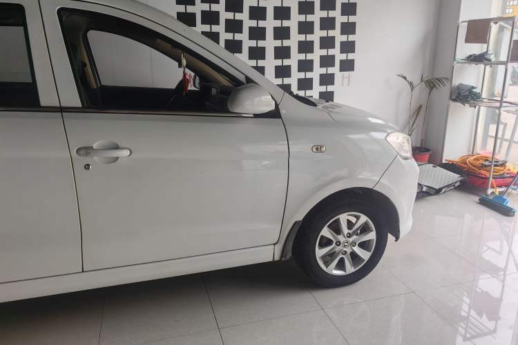 Used Dongfeng Fengon 330 2018 1.5L 330S Comfort Edition DK15 Exterior 7