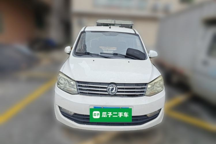 Used Dongfeng Fengon 330  Front