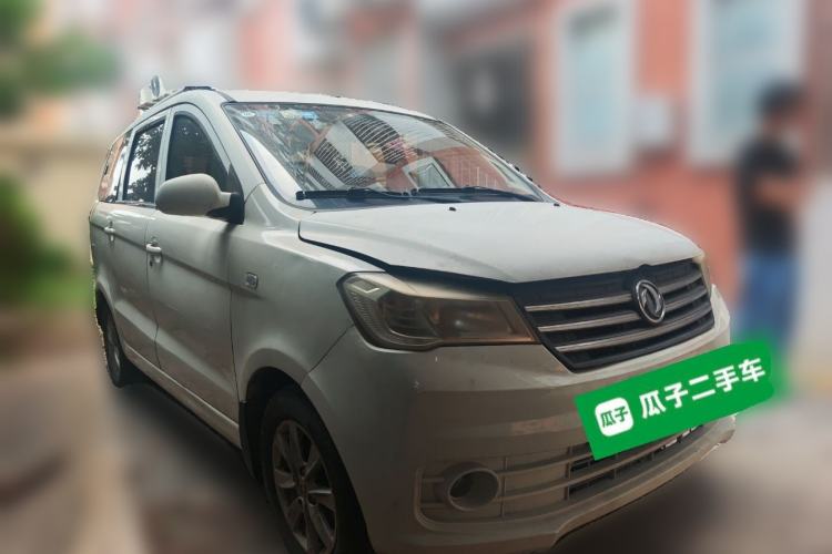 Used Dongfeng Fengon 330 2018 1.5L 330S Comfort Edition DK15 Front Right 45 Deg