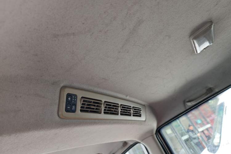 Used Dongfeng Fengon 330 2018 1.5L 330S Premium Edition DK15 Headliner