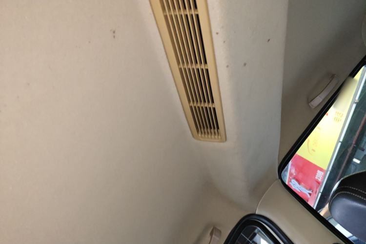 Used Dongfeng Fengon 330 2018 1.5L 330S Comfort Edition DK15 Headliner