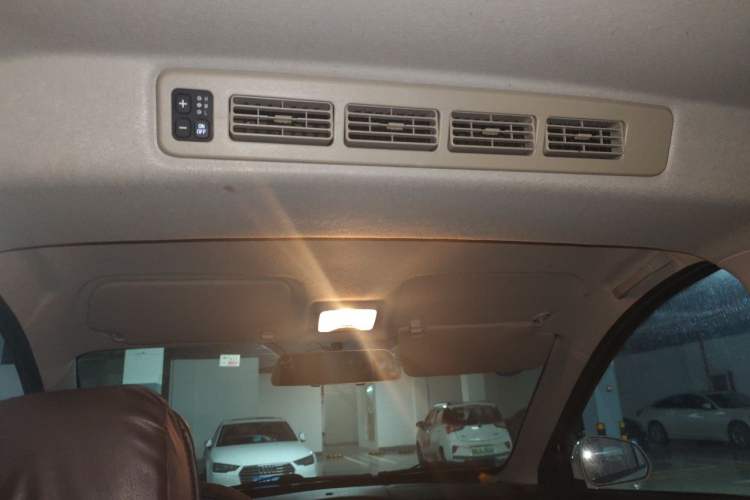 Used Dongfeng Fengon 330 2018 1.5L Manual Practical II DK15 Headliner