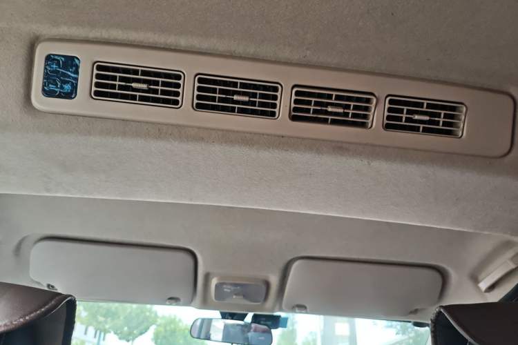 Used Dongfeng Fengon 330 2018 1.5L 330S Comfort Edition China V Standard DK15 Headliner