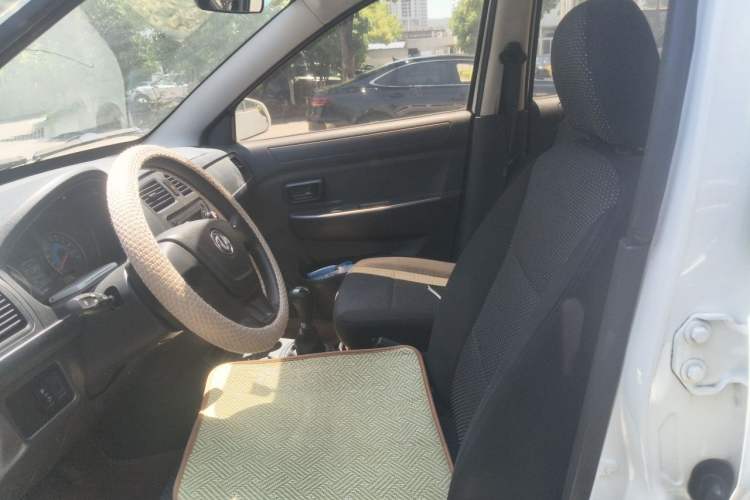 Used Dongfeng Fengon 330 2018 1.5L Manual Practical II DK15 Left Front Seat