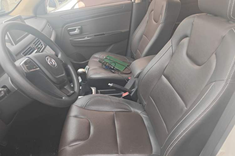 Used Dongfeng Fengon 330 2018 1.5L 330S Comfort Edition China V Standard DK15 Left Front Seat
