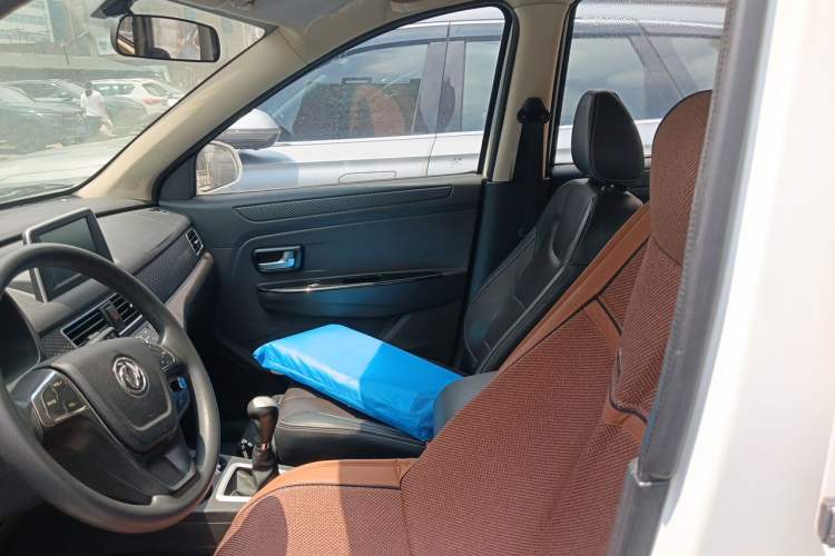 Used Dongfeng Fengon 330 2018 1.5L 330S Comfort Edition DK15 Left Front Seat