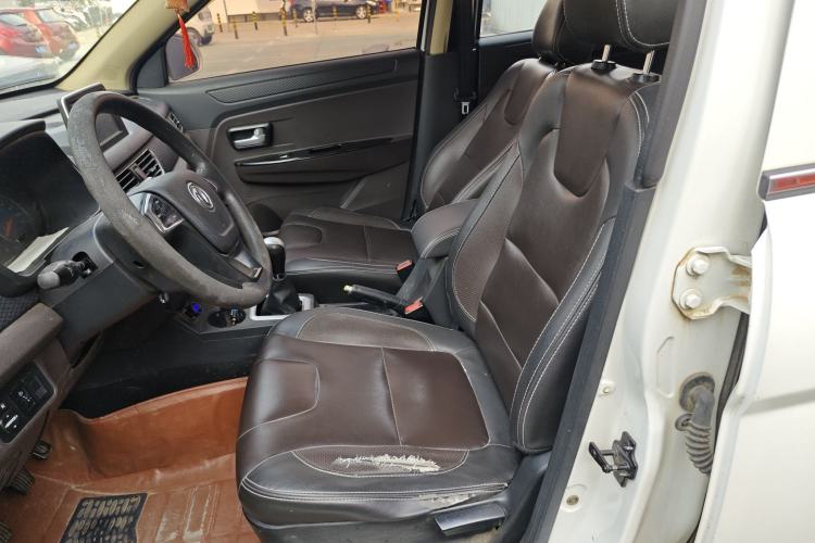 Used Dongfeng Fengon 330 2018 1.5L 330S Facelifted Comfort Version DK15 Left Front Seat