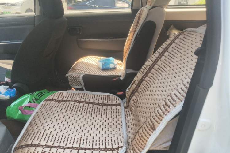 Used Dongfeng Fengon 330 2018 1.5L Manual Practical II DK15 Left Rear Seat