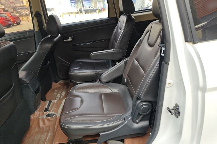 Used Dongfeng Fengon 330 2018 1.5L 330S Facelifted Comfort Version DK15 Left Rear Seat