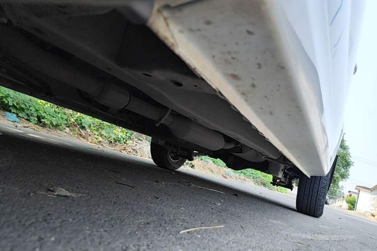 Used Dongfeng Fengon 330 2018 1.5L 330S Facelifted Premium Edition DK15 Left Side Sill