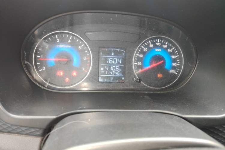 Used Dongfeng Fengon 330 2018 1.5L 330S Comfort Edition DK15 Odometer Close Up