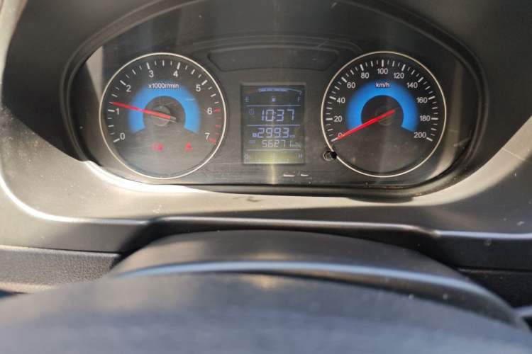 Used Dongfeng Fengon 330 2018 1.5L Manual Utility Version I DK15 Odometer Close Up