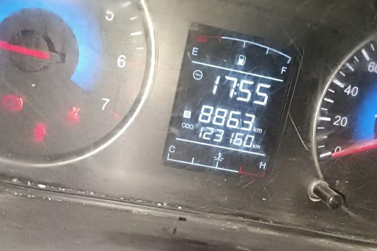 Used Dongfeng Fengon 330 2018 1.5L 330S Premium Edition DK15 Odometer Close Up