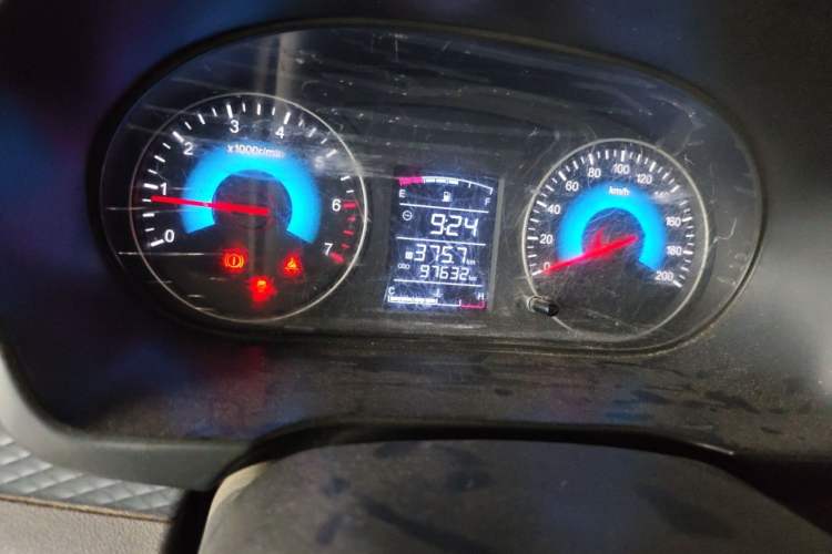 Used Dongfeng Fengon 330 2018 1.5L 330S Comfort Edition DK15 Odometer Close Up