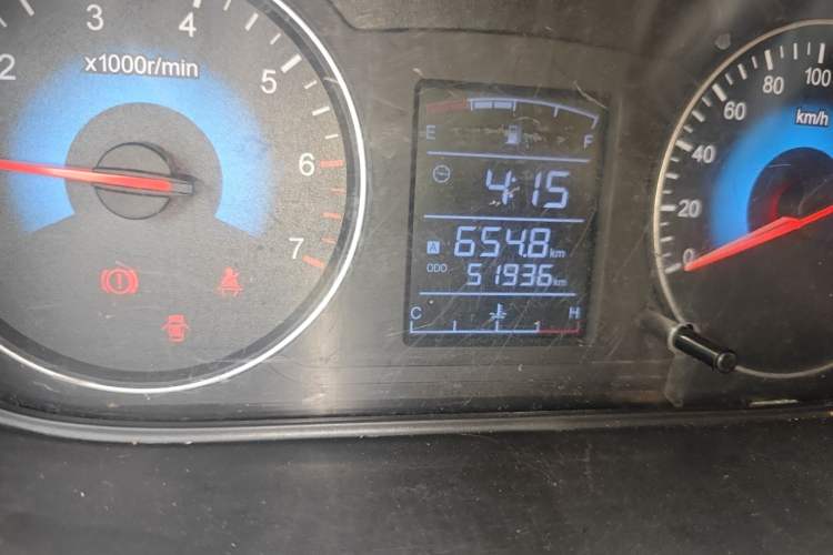Used Dongfeng Fengon 330 2018 1.5L 330S Facelifted Premium Edition DK15 Odometer Close Up
