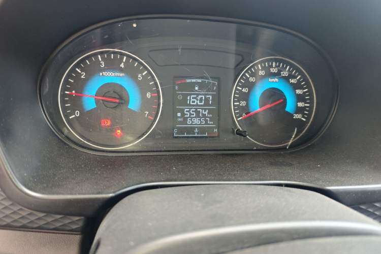 Used Dongfeng Fengon 330 2018 1.5L 330S Facelifted Comfort Version DK15 Odometer Close Up