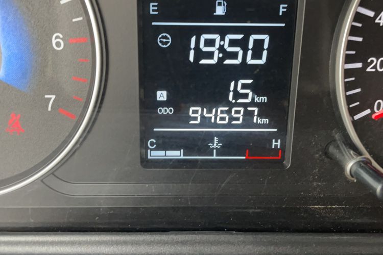 Used Dongfeng Fengon 330 2018 1.5L Manual Practical II DK15 Odometer Close Up