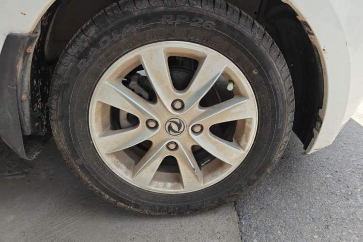 Used Dongfeng Fengon 330 2018 1.5L Facelift Manual Utility II DK15 Right Front Wheel Hub