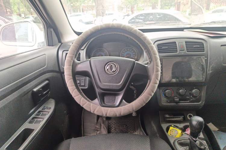 Used Dongfeng Fengon 330 2018 1.5L Manual Utility Version I DK15 Steering Wheel