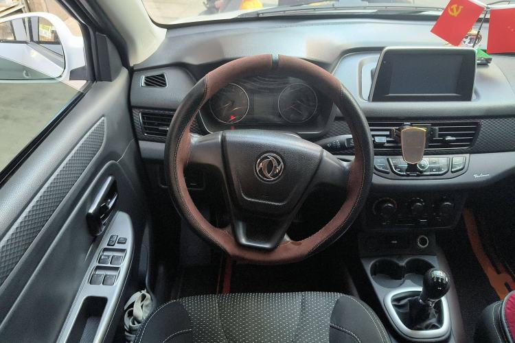 Used Dongfeng Fengon 330 2018 1.5L 330S Premium Edition China V DK15 Steering Wheel