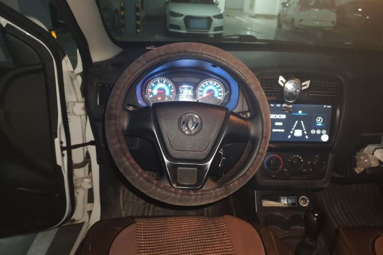 Used Dongfeng Fengon 330 2018 1.5L Manual Practical II DK15 Steering Wheel