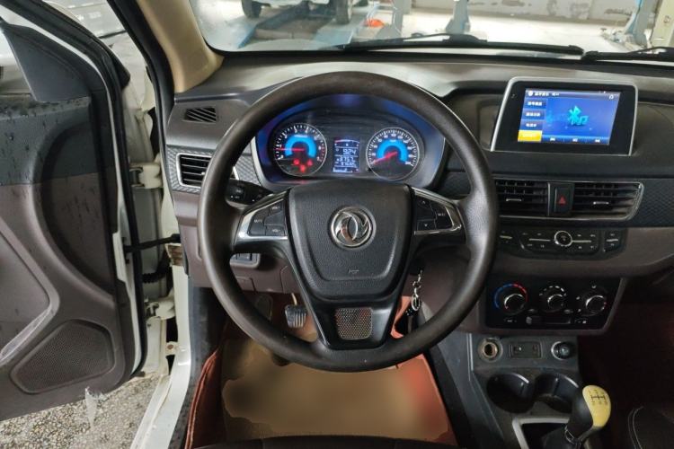 Used Dongfeng Fengon 330 2018 1.5L 330S Comfort Edition DK15 Steering Wheel