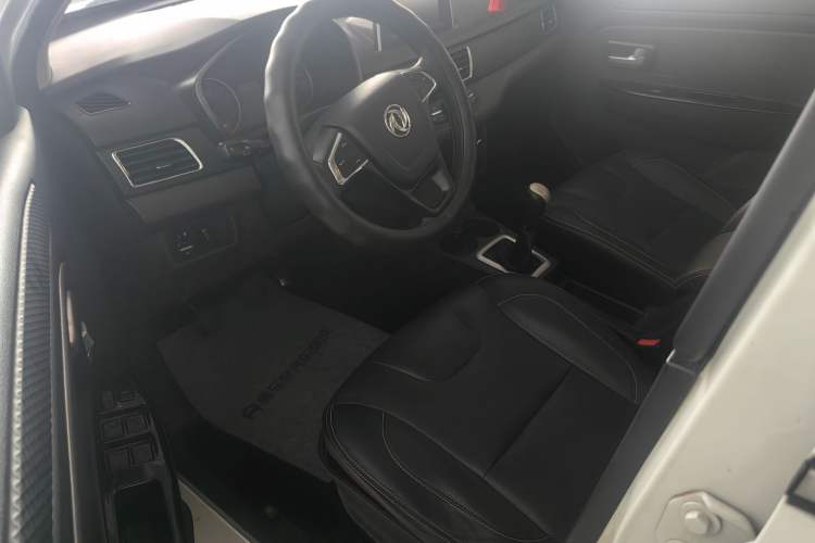 Used Dongfeng Fengon 330 2018 1.5L 330S Comfort Edition DK15 Steering Wheel