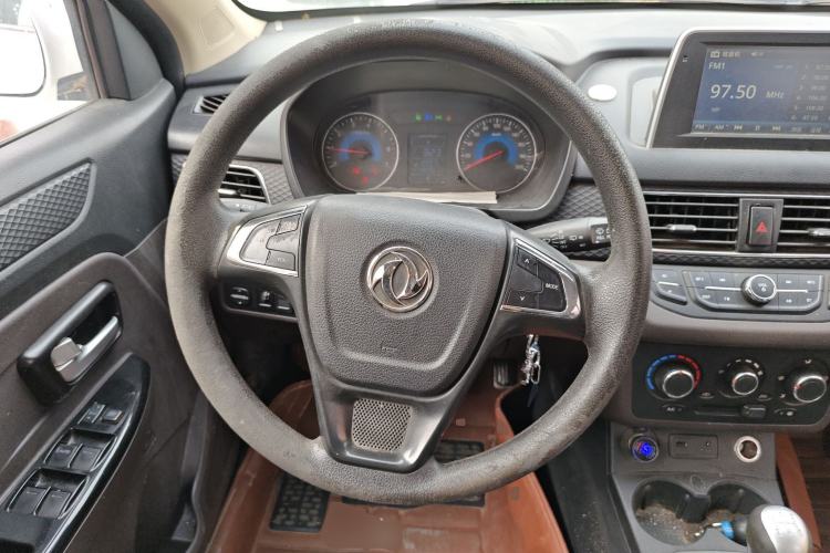 Used Dongfeng Fengon 330 2018 1.5L 330S Facelifted Comfort Version DK15 Steering Wheel