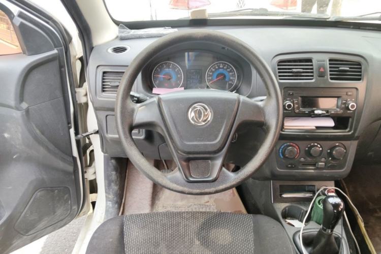 Used Dongfeng Fengon 330 2018 1.5L Manual Practical II DK15 Steering Wheel