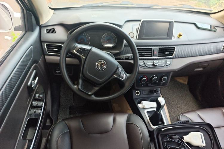 Used Dongfeng Fengon 330 2018 1.5L 330S Facelifted Comfort Version DK15 Steering Wheel
