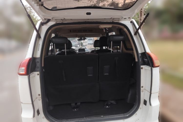 Used Dongfeng Fengon 330 2018 1.5L 330S Comfort Edition DK15 Trunk