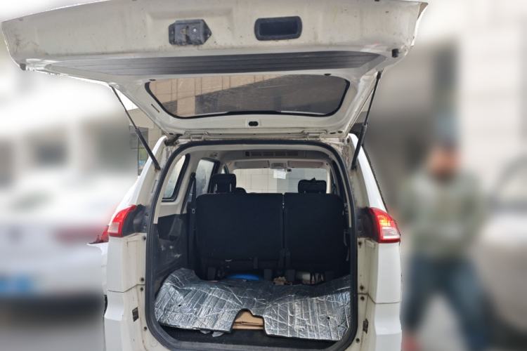 Used Dongfeng Fengon 330 2018 1.5L 330S Premium Edition DK15 Trunk